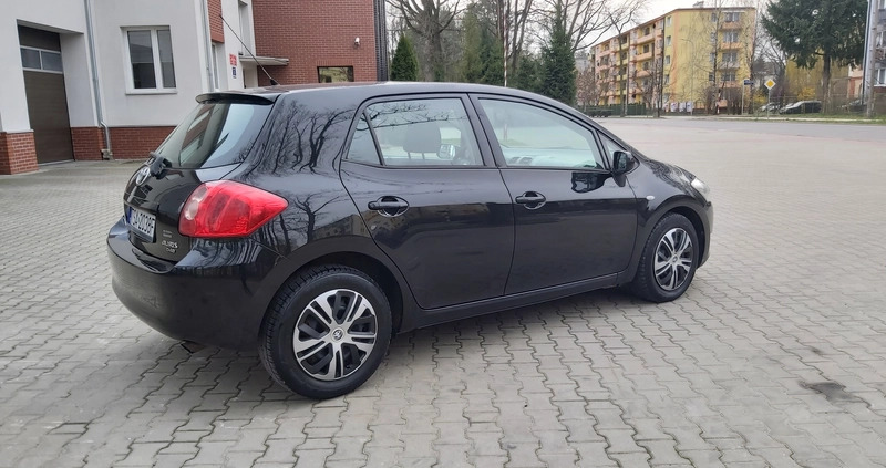 Toyota Auris cena 12500 przebieg: 285000, rok produkcji 2007 z Pionki małe 277